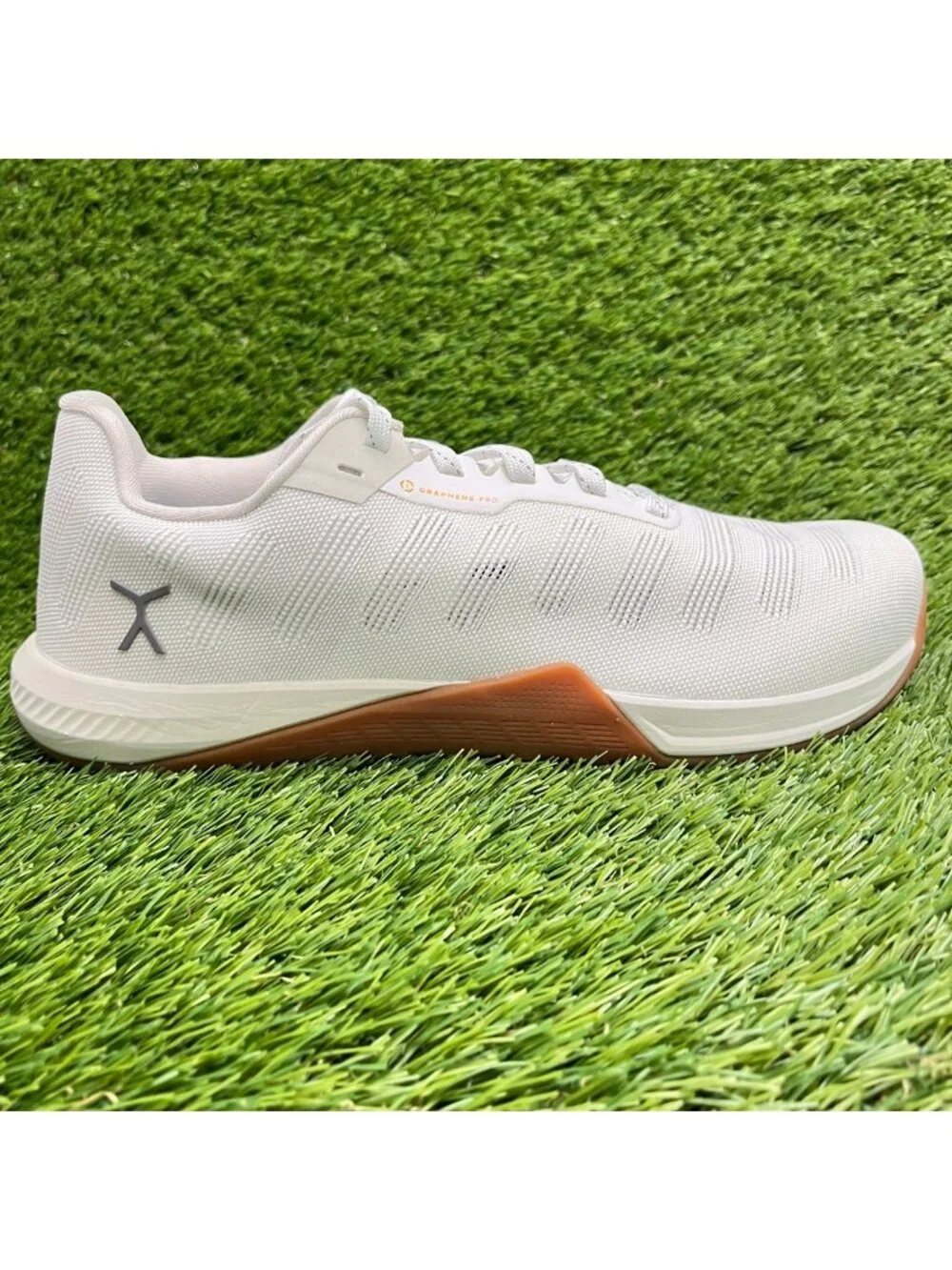 Flux Footwear Adapt Graphene XT White Gum Mens Size 9.5 Athletic Shoes Sneakers